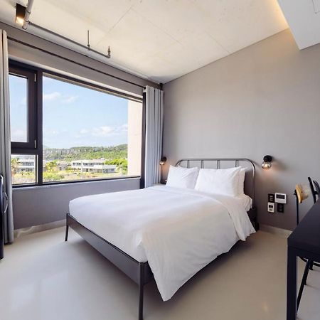 Snob Boutique Stay Seogwipo Eksteriør billede