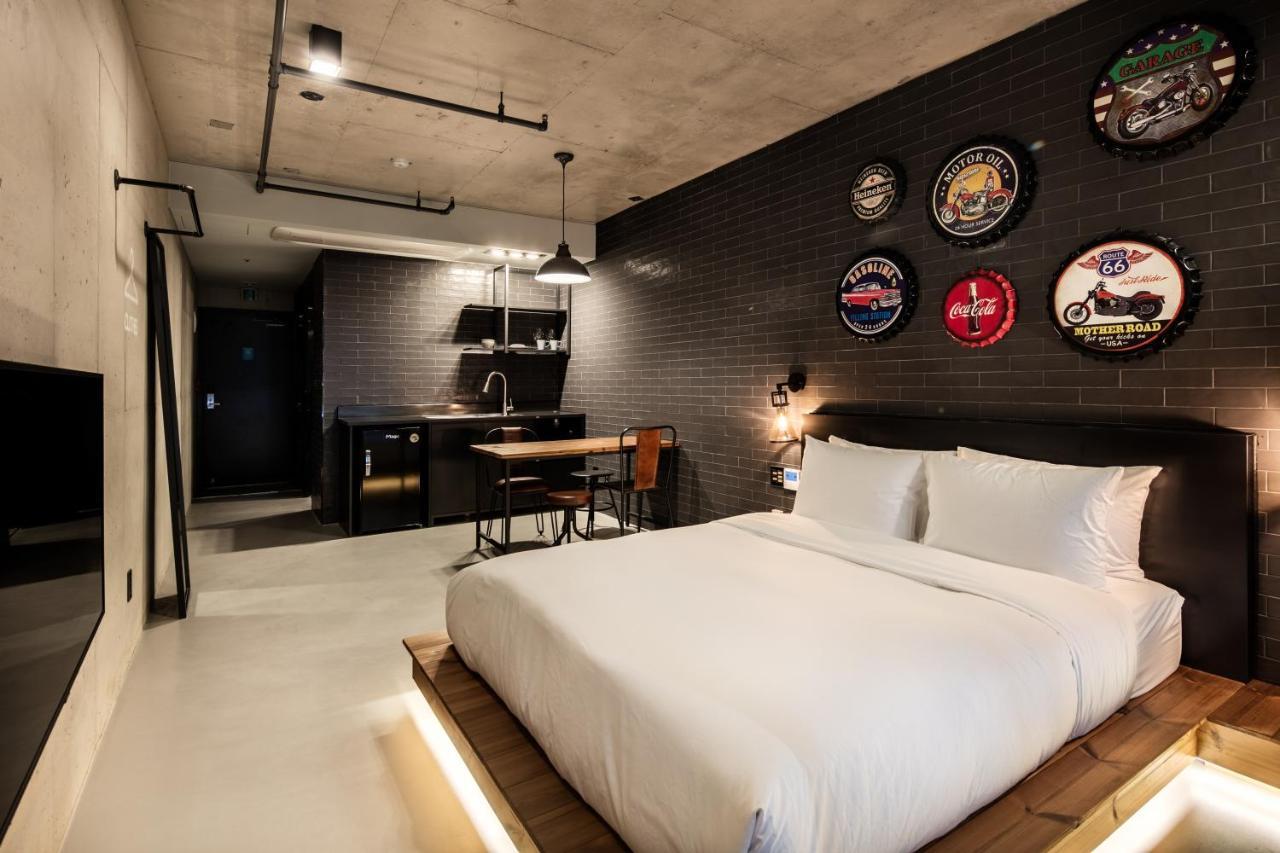 Snob Boutique Stay Seogwipo Eksteriør billede