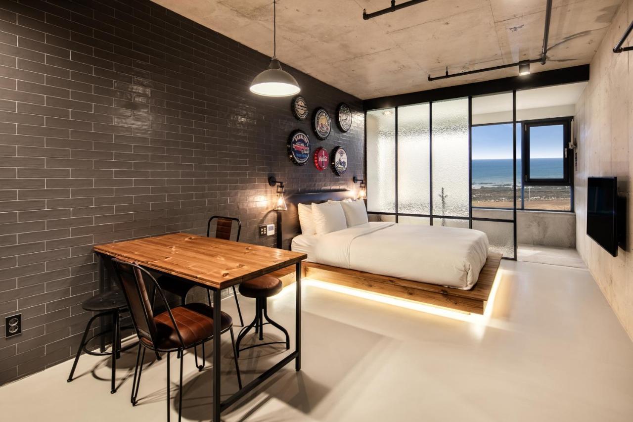 Snob Boutique Stay Seogwipo Eksteriør billede