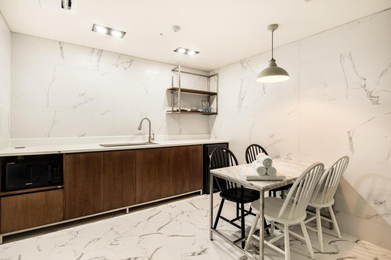 Snob Boutique Stay Seogwipo Eksteriør billede